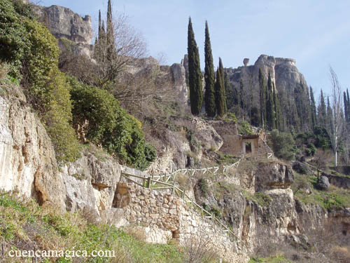 Subida a la casa de Federico Muelas. El poeta de Cuenca.